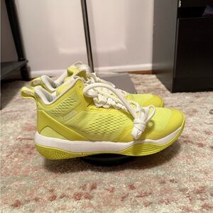 Moolah Women’s Yellow and White Sneakers